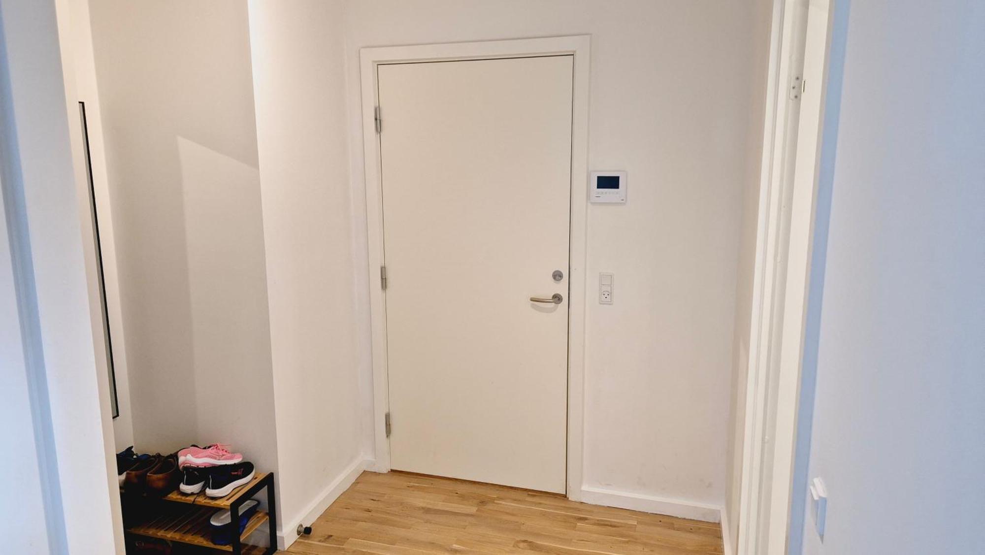 Apartment Spacious 120 Metres From Metro *