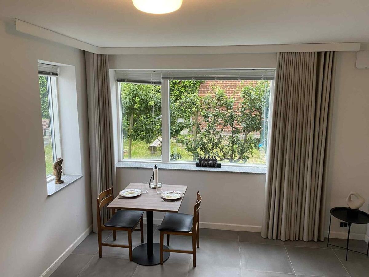 Lovely Near Train&airport Apartment