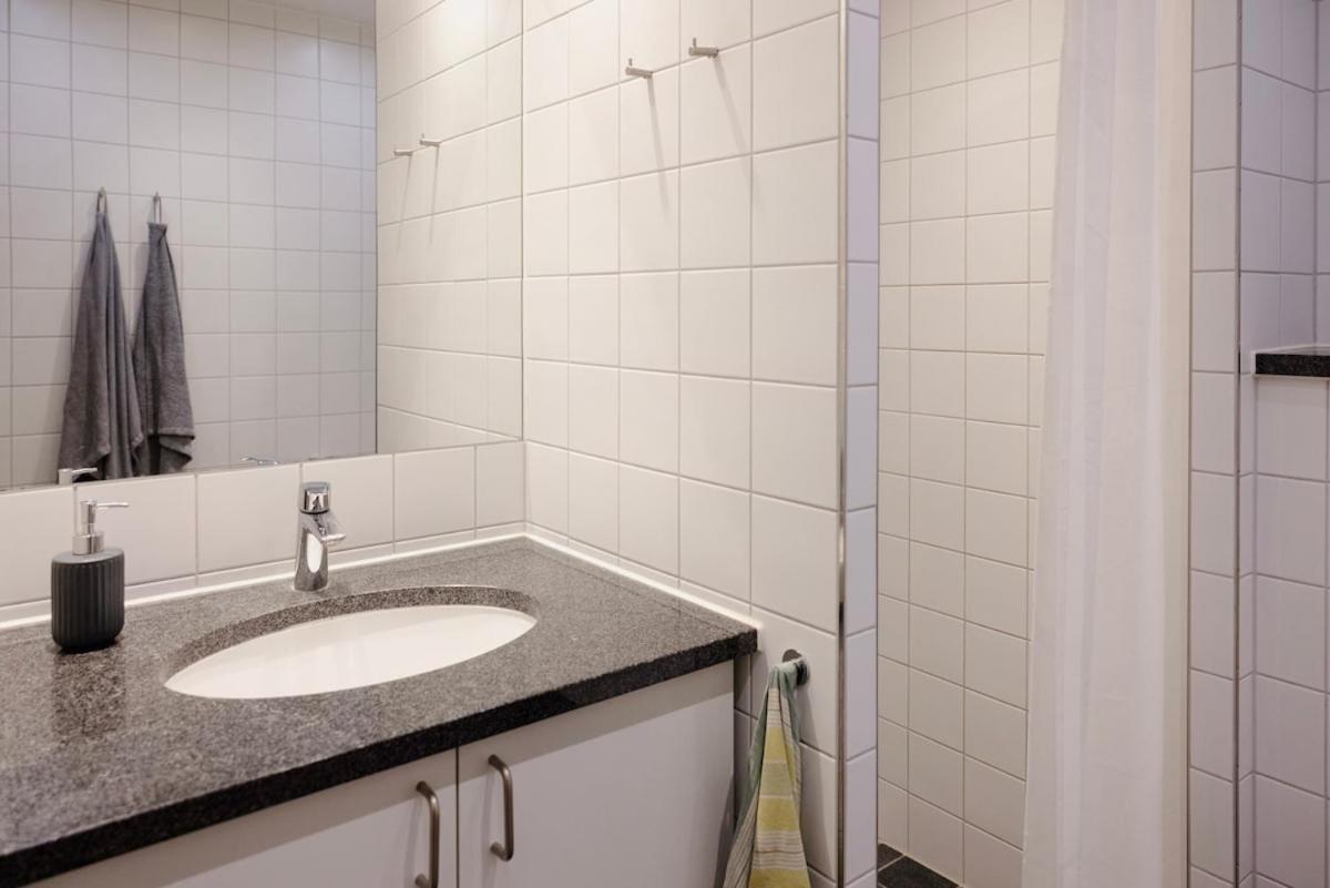 Apartment On The Beach, Close To Centre & Airport