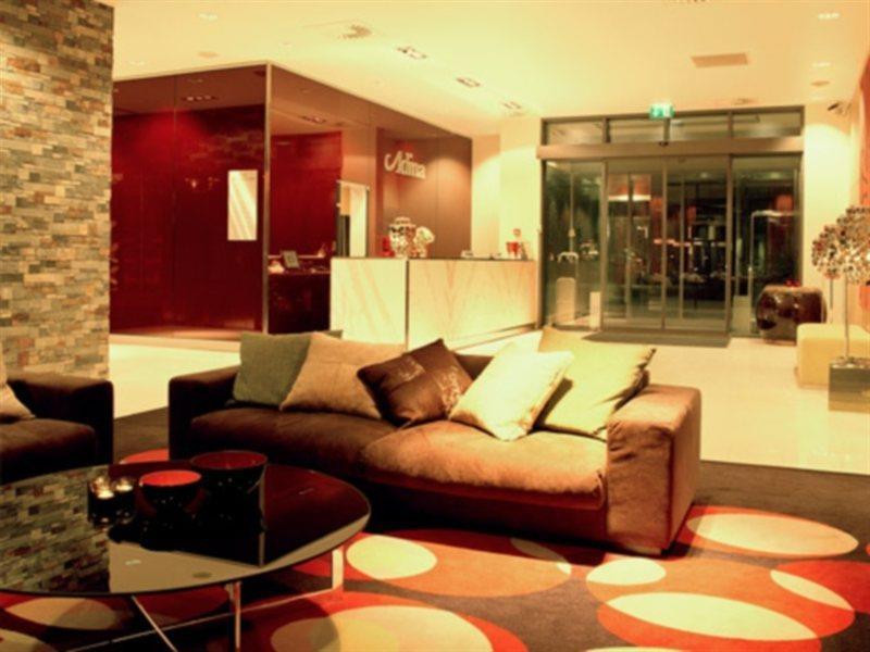 Apartahotel Adina