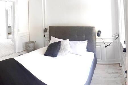 Modern Living In Historical Building Apartment *