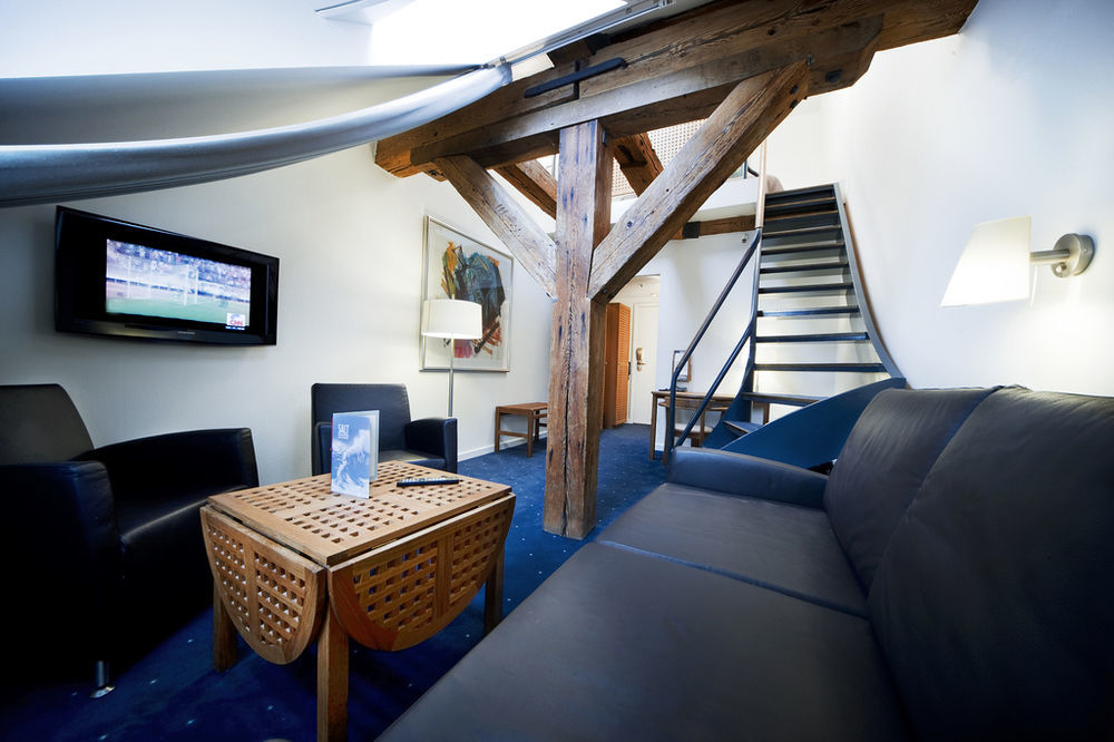 Admiral Hotel 5*