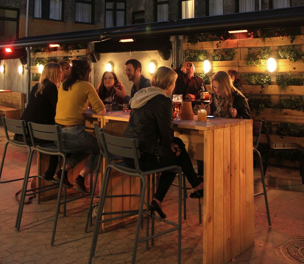 Urban House By Meininger Hostel *