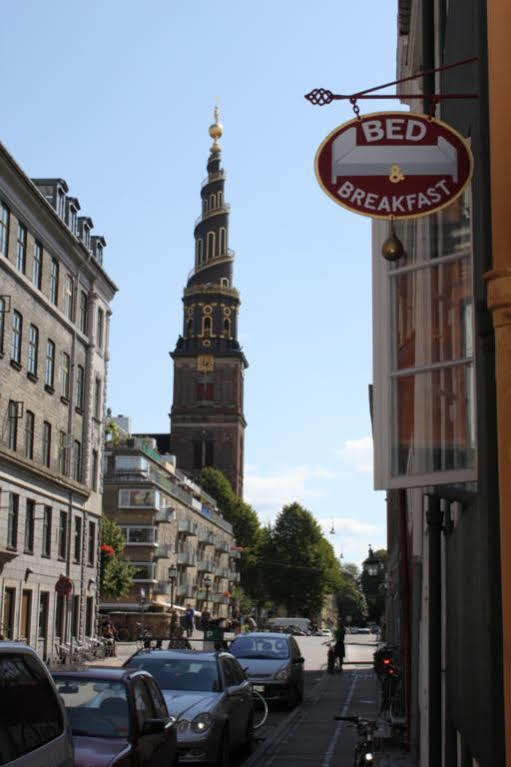Sankt Annae 10 *