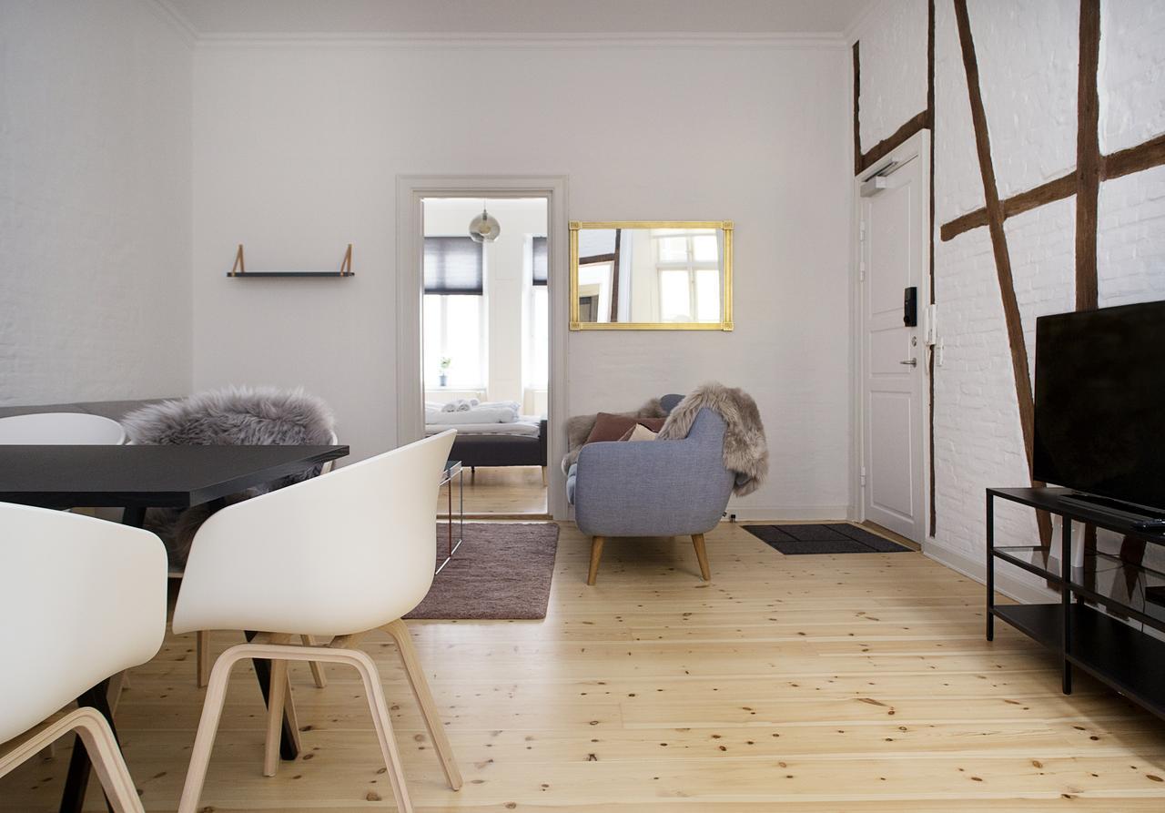 Spacious In Centre Apartamento