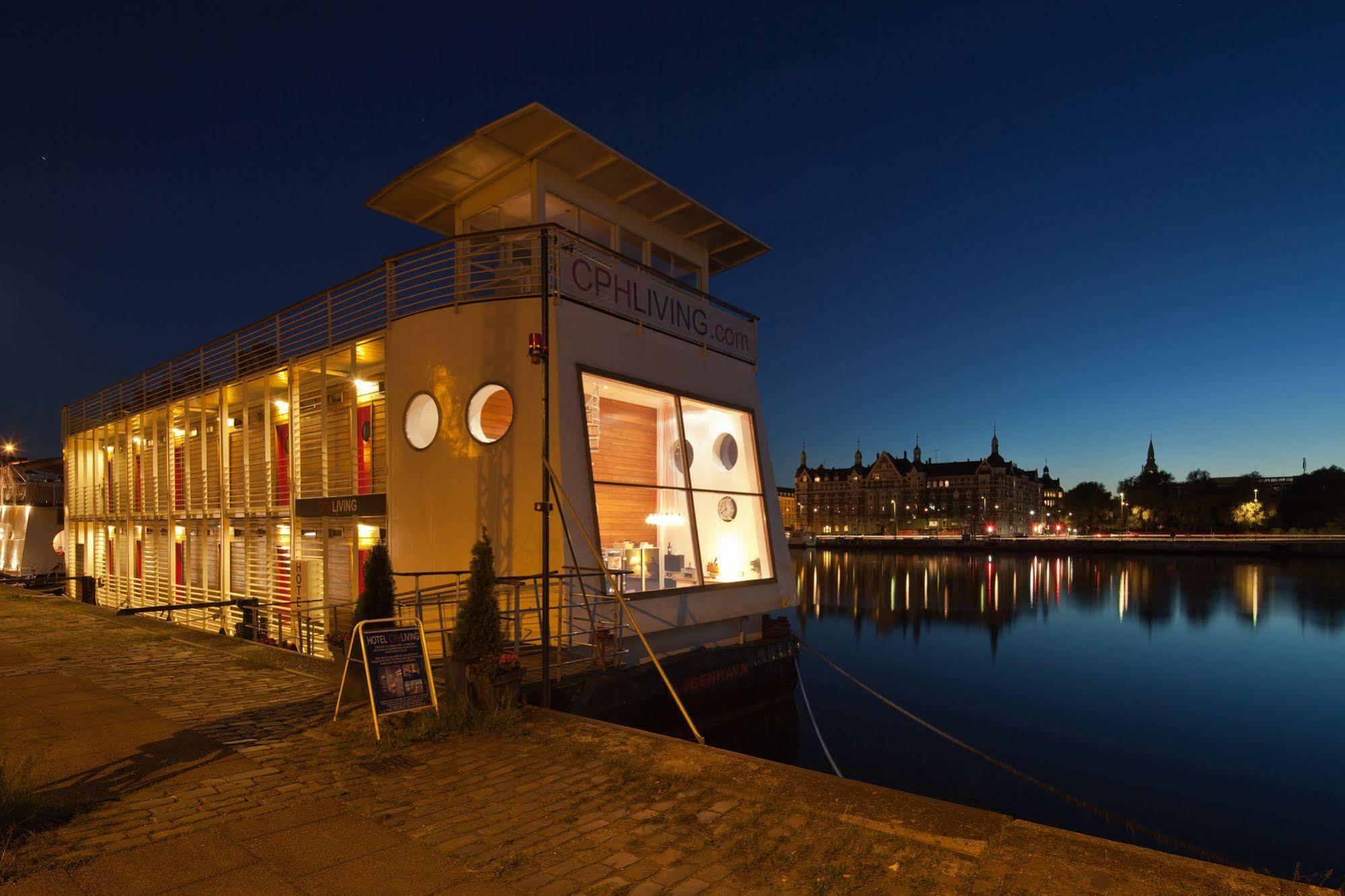 Botel Cph Living 3*