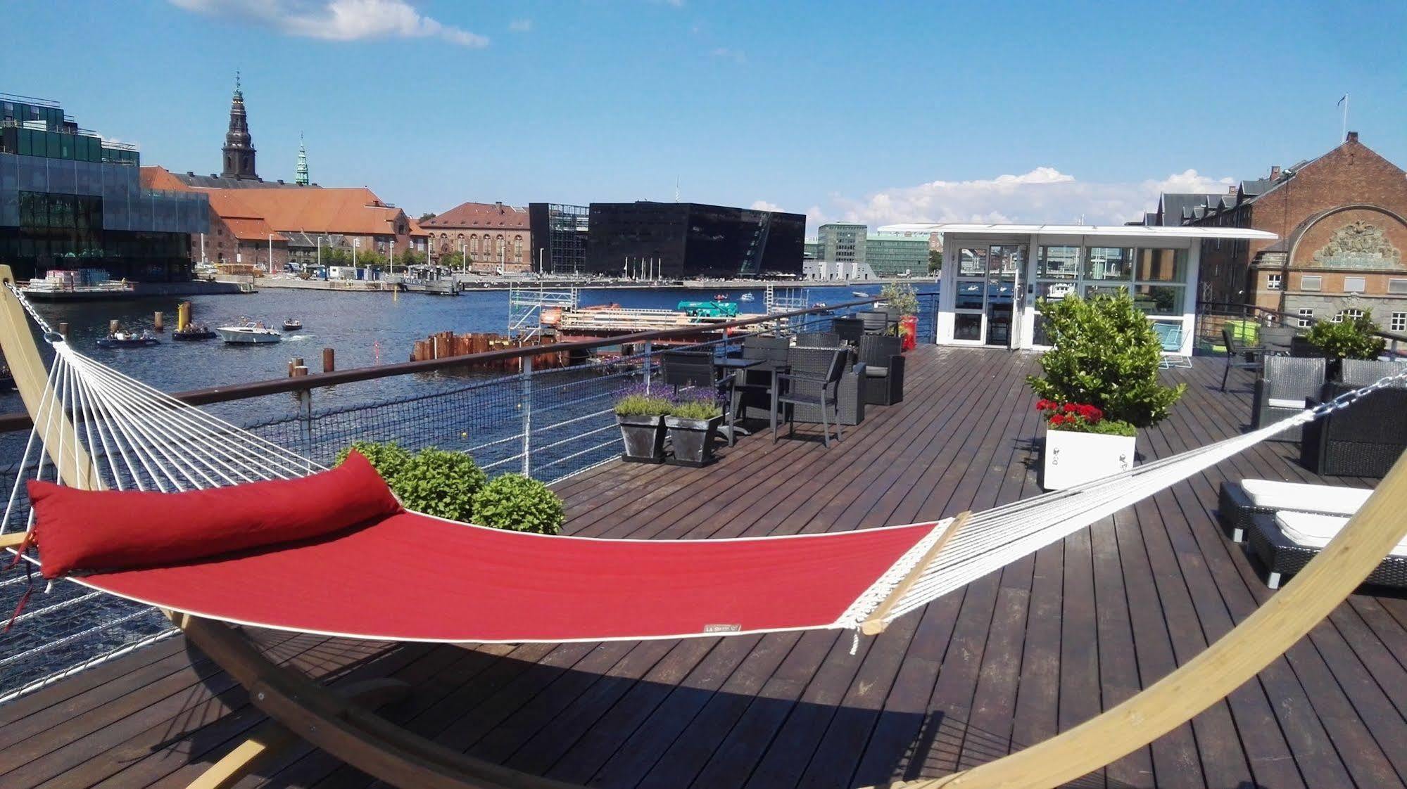 Cph Living Botel Copenhagen
