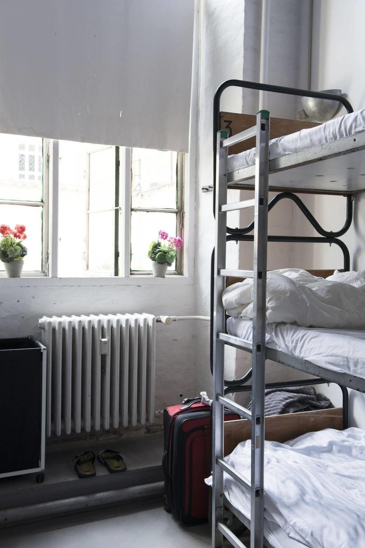 Sleep In Heaven Hostel *