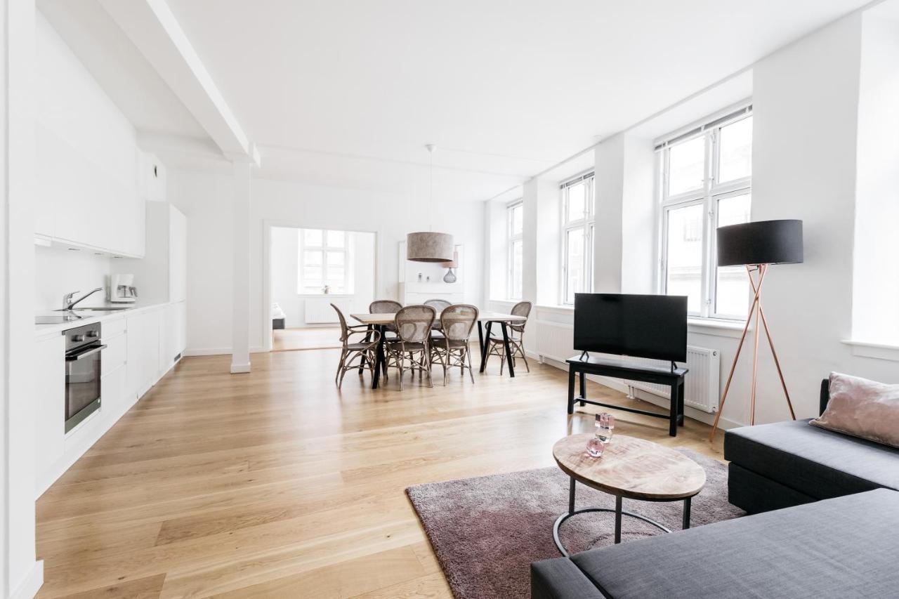 Apartment 3 Bedroom In The Heart Of Kopenhagen