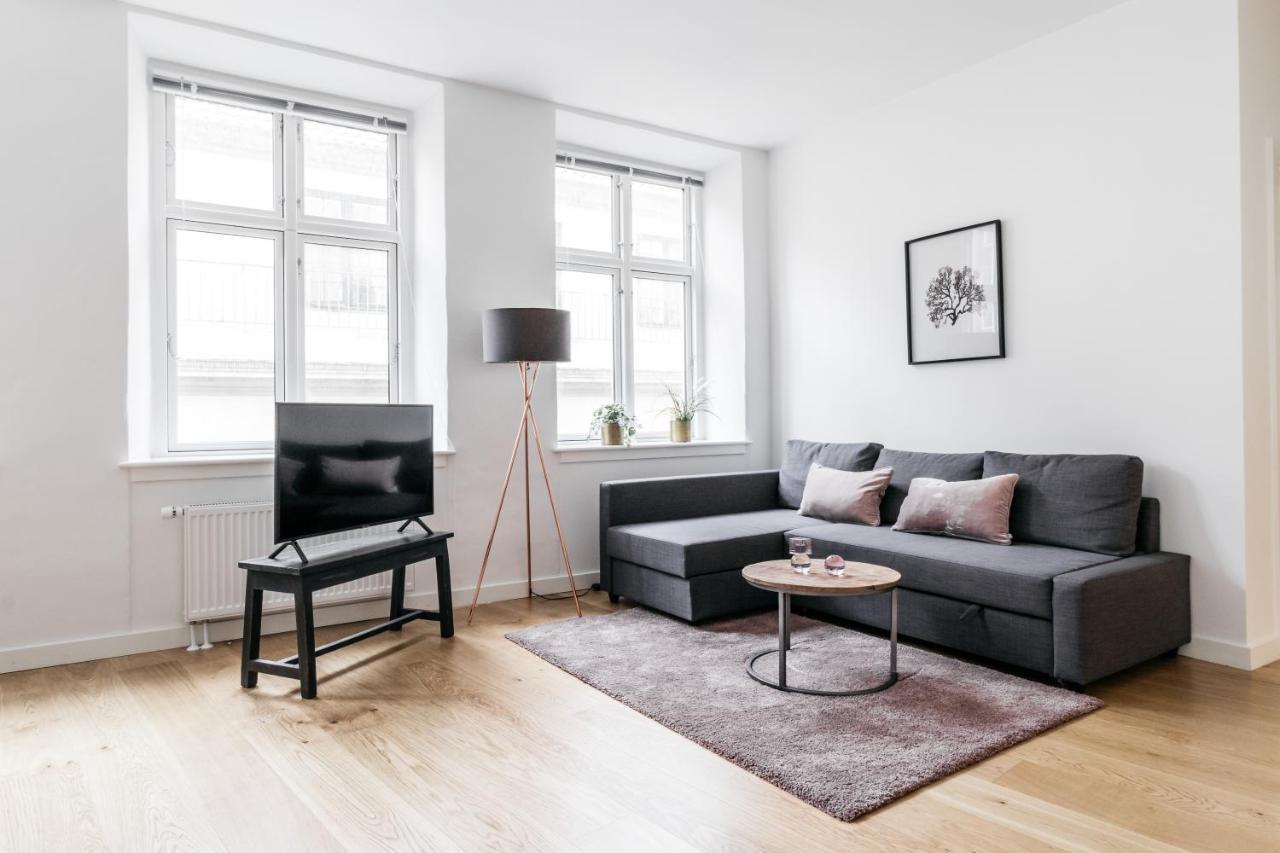 3 Bedroom In The Heart Of Apartment *