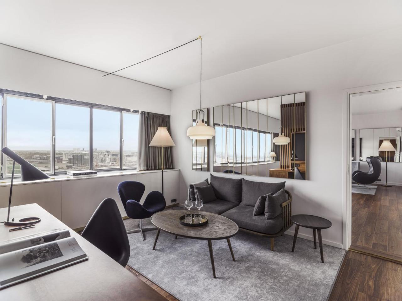 Radisson Collection Royal Hotel,