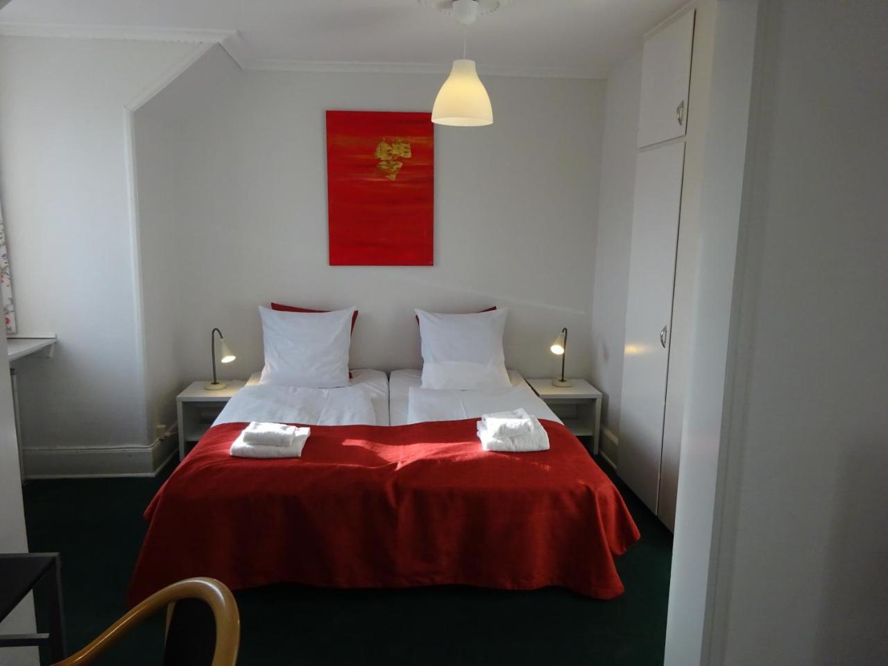 Nebo Hotel 2*