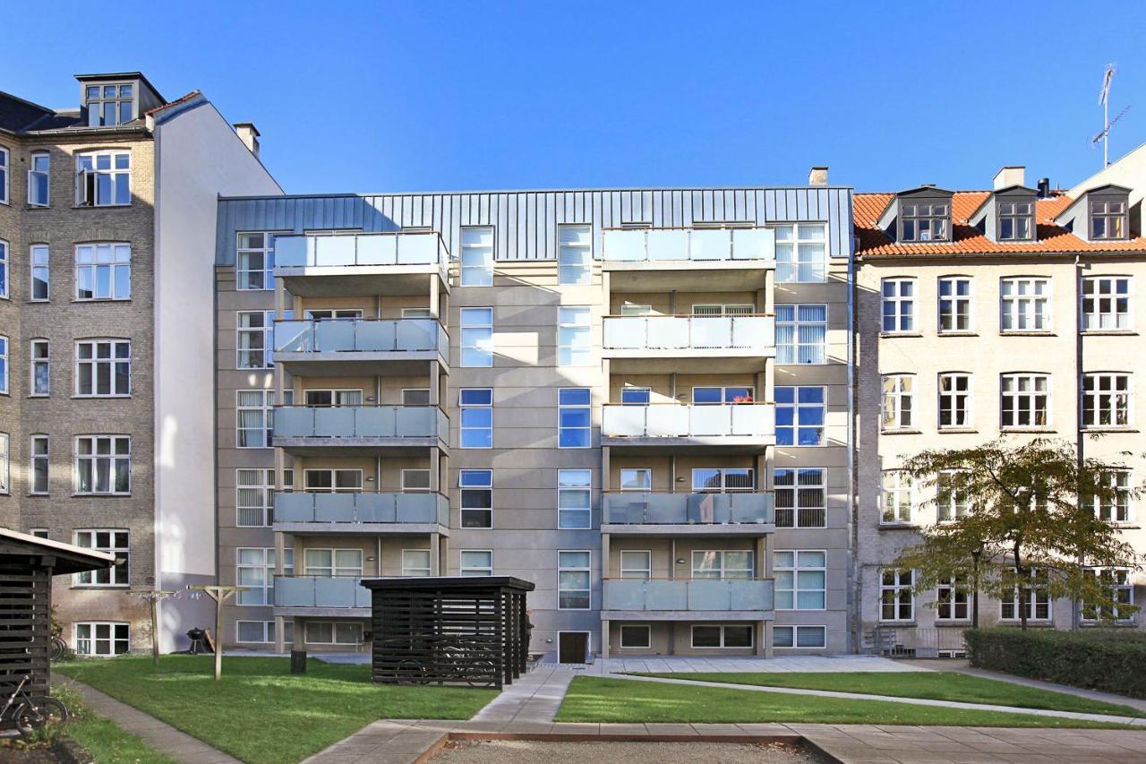 Lux Apartm, 2 Full Bathrooms, 2tv Huoneisto