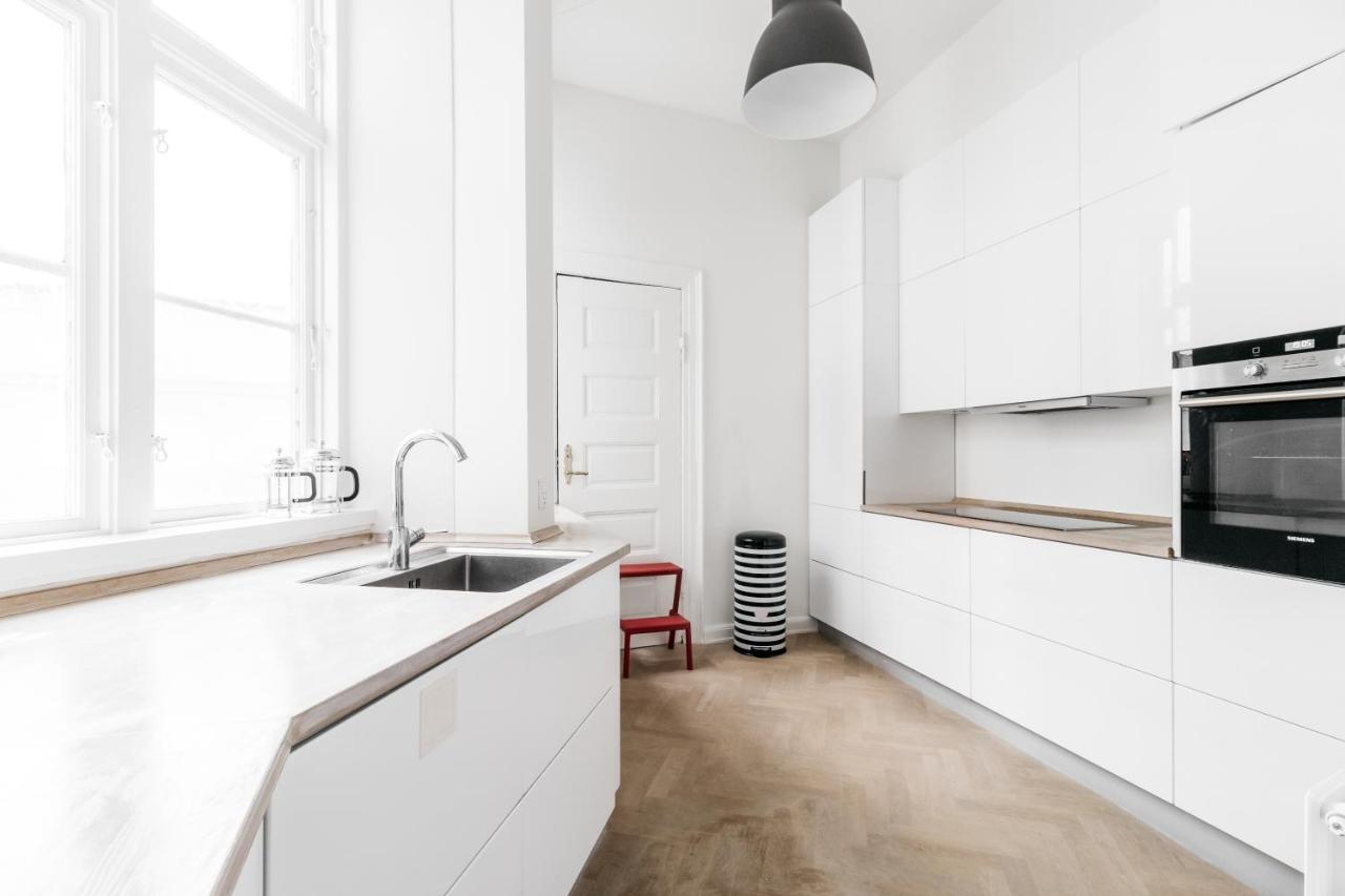 Heritage In Centre Apartment