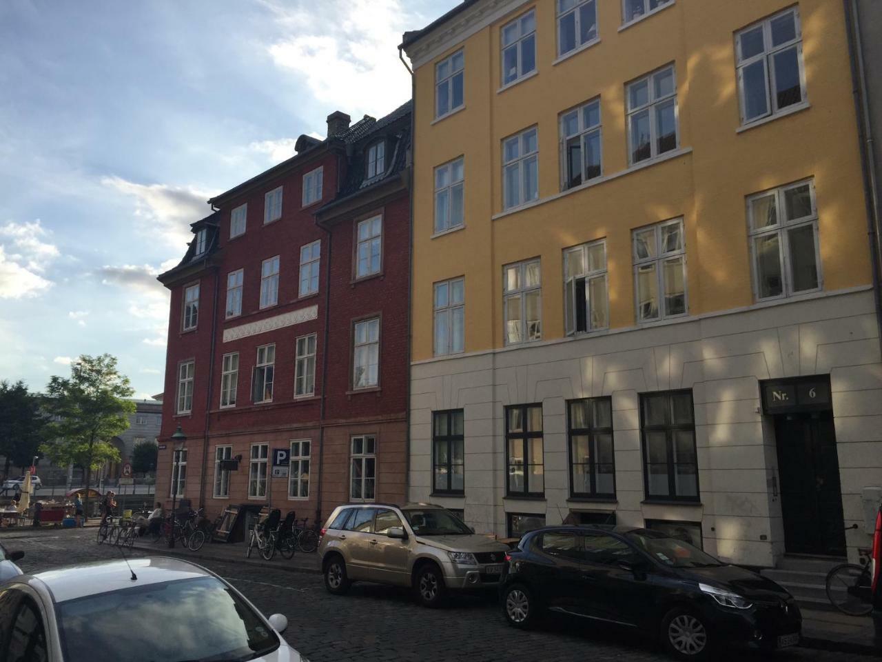Apartment 140 M2 With 3 Bedrooms And View To Parliament *