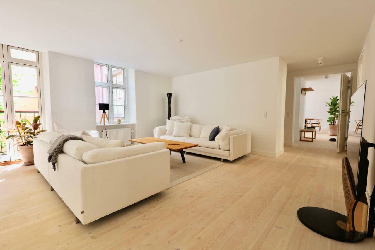 Dinesen Collection Luxury By Kings Square Aparthotel 4*