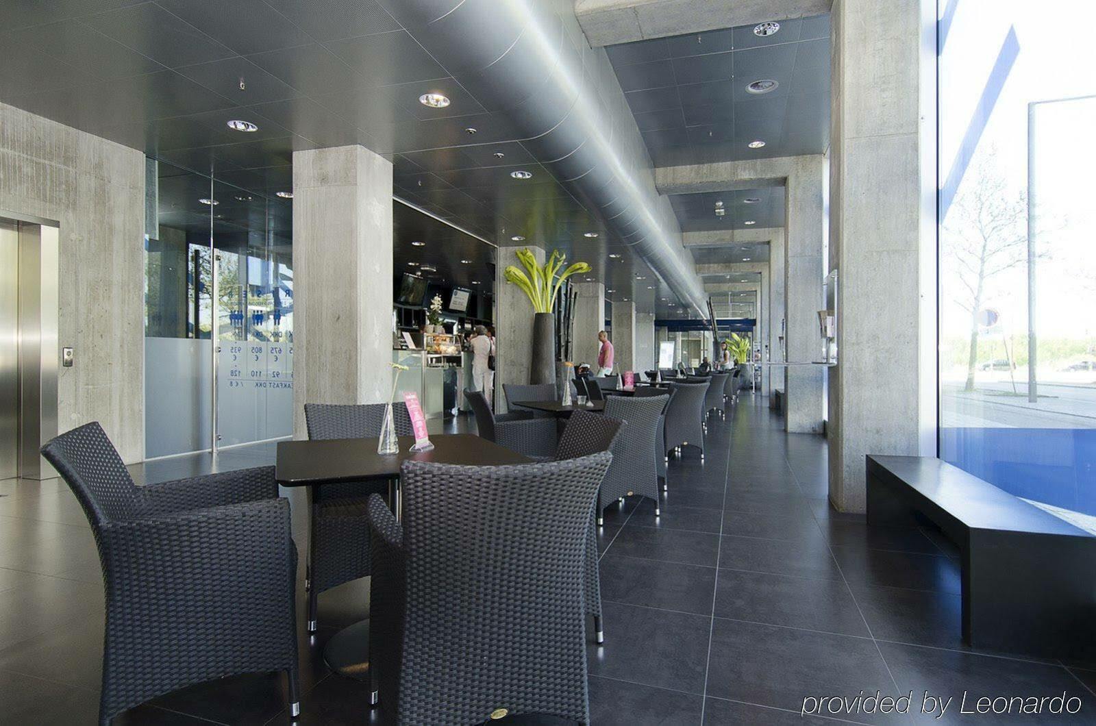 Metro Hotel