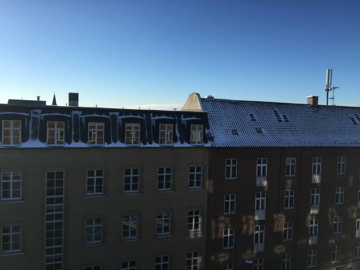 Huoneisto & Cosy + Free Bikes & Netflix