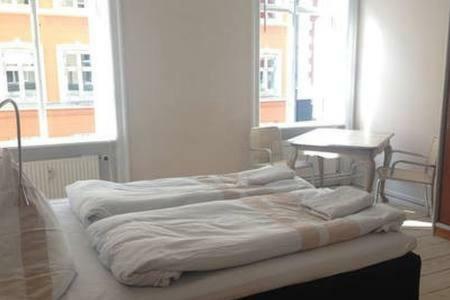 Outhentic København