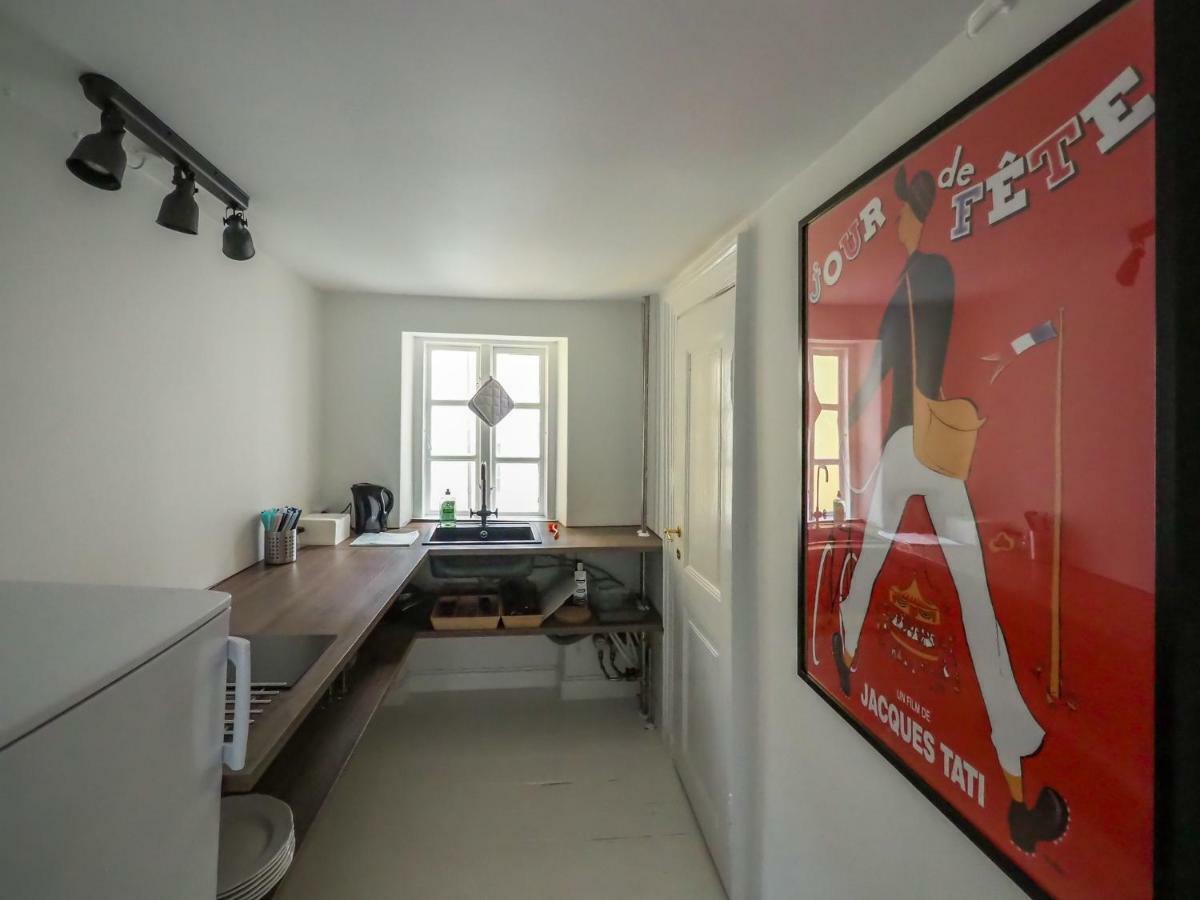 Historical Downtown Apartment Copenhagen