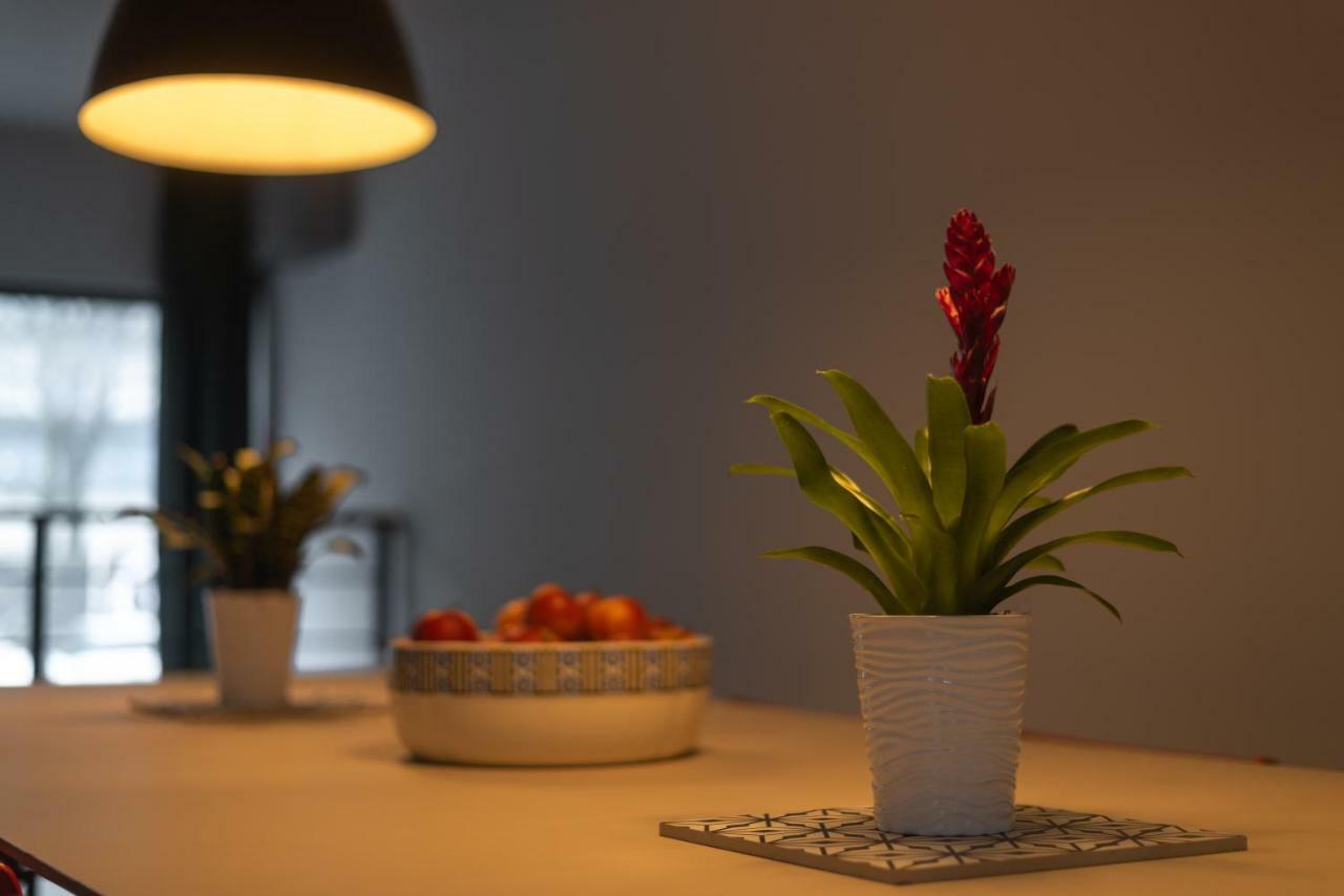 Seven-bedroom - Best Apartment *