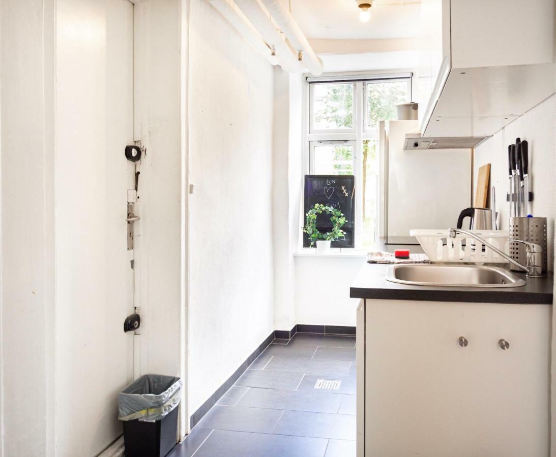 Trendy Basement Vesterbro Apartment *