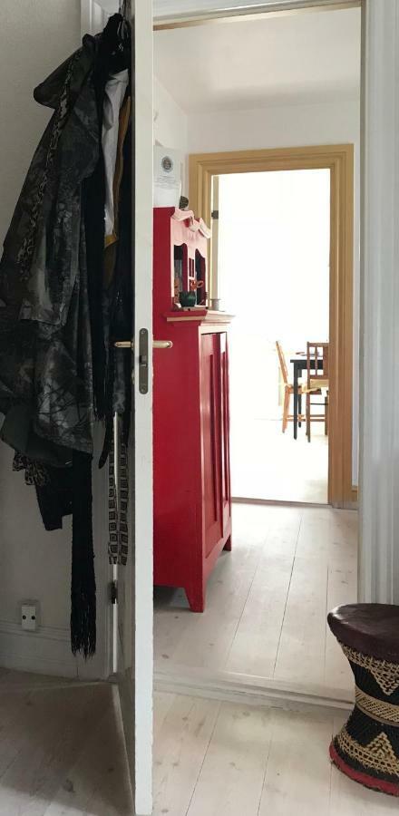 Charming Apart. 5 Min Walk From Central Station Apartment