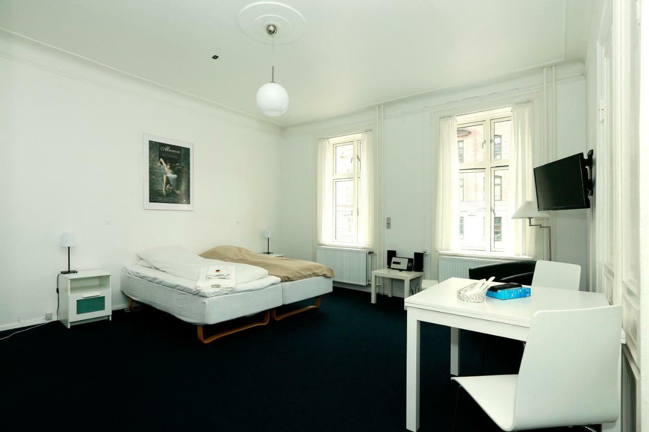Hotel 9 Sma Hjem