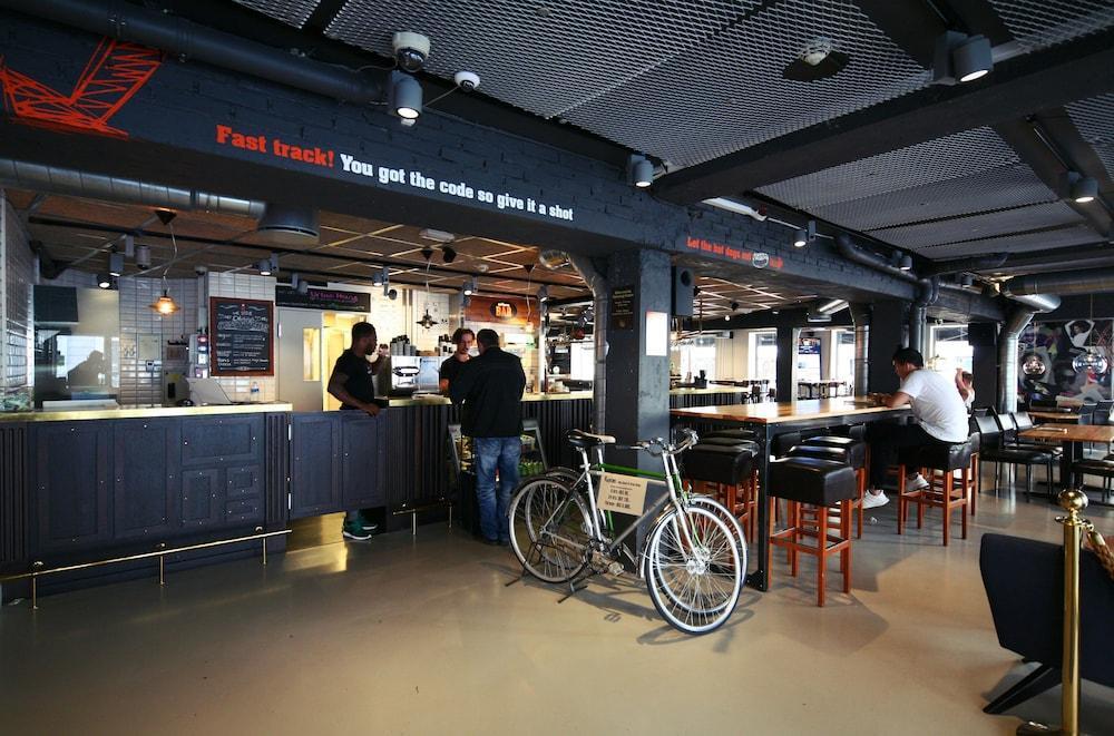Hostel Urban House By Meininger *