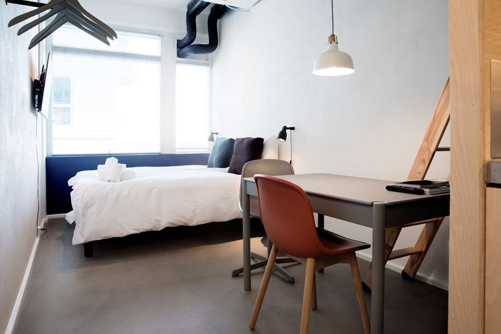 Cph 3*
