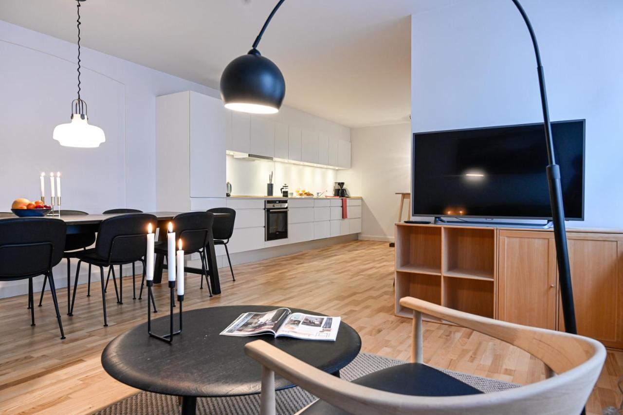 Sanders Tower - Cozy Two-bedroom In Charming * Copenhagen