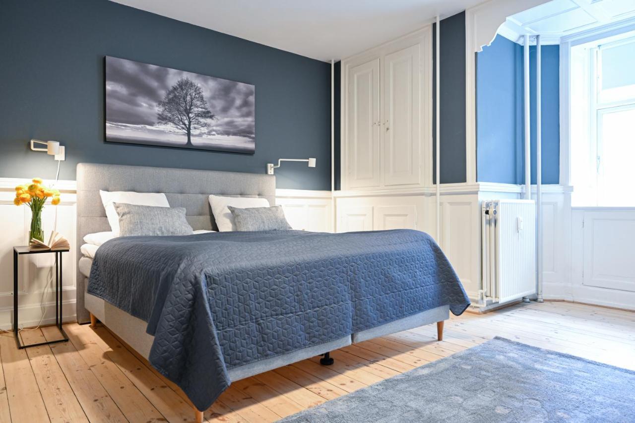 Spacious 2-bedroom In The Trendy Area Of Vesterbro Apartment