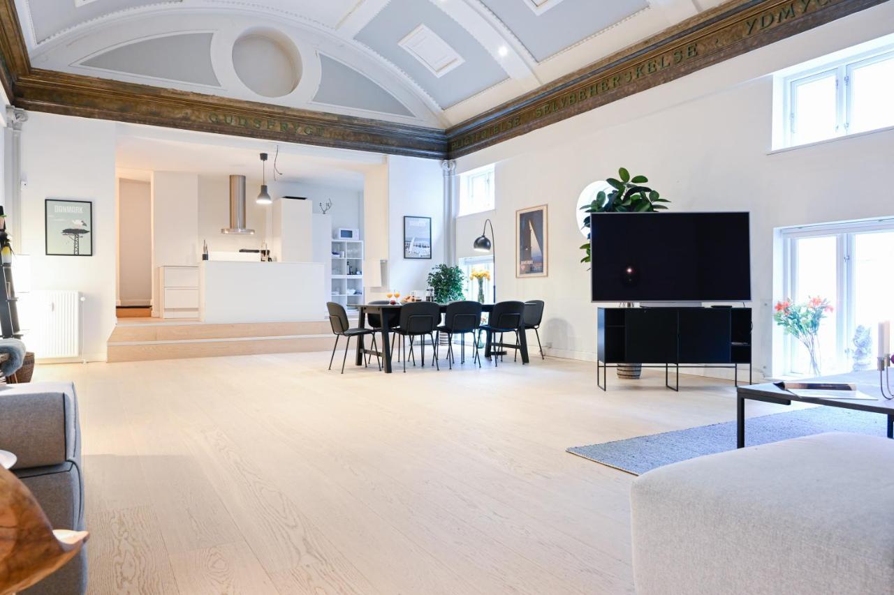 Apartment Spacious 2-bedroom In The Trendy Area Of Vesterbro Copenhagen