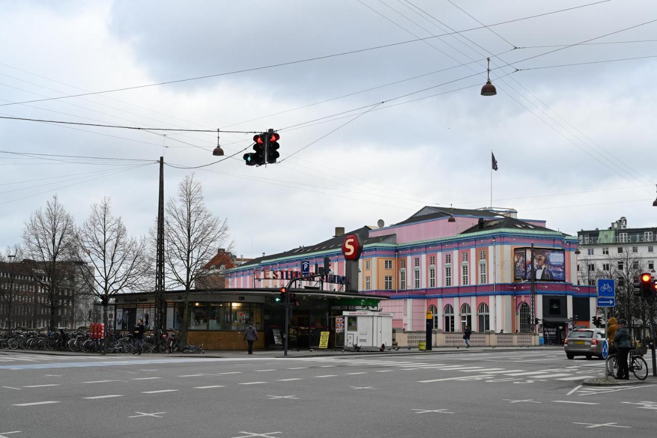 Spacious 2-bedroom In The Trendy Area Of Vesterbro Apartment Copenhagen