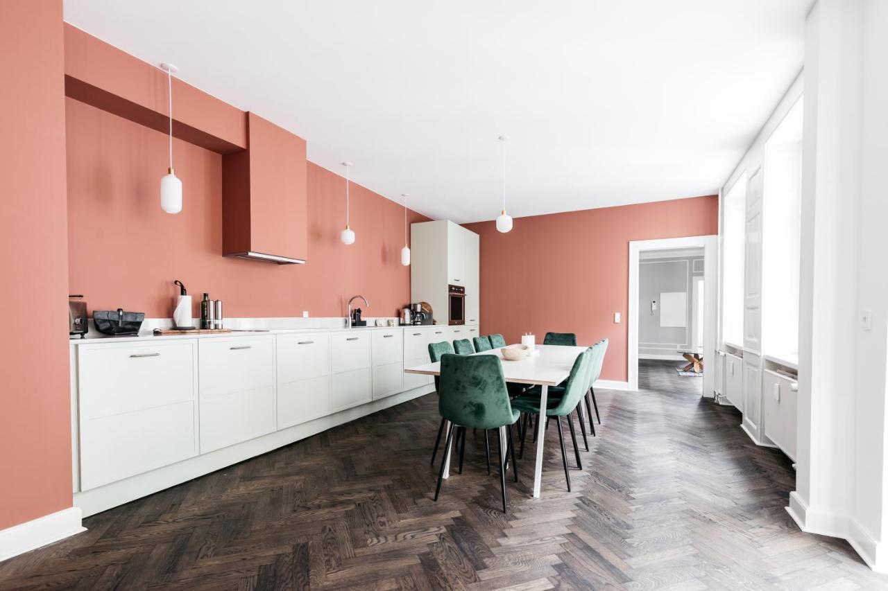 Hauser Luxury Apartment