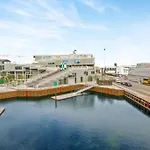 Canal View Apartment @ Teglholmen