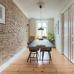 Authentic Danish Apartment In Trendy Vesterbro