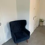 Lovely Room Near Train&Airport