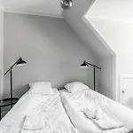 Apartment With Private Terrace