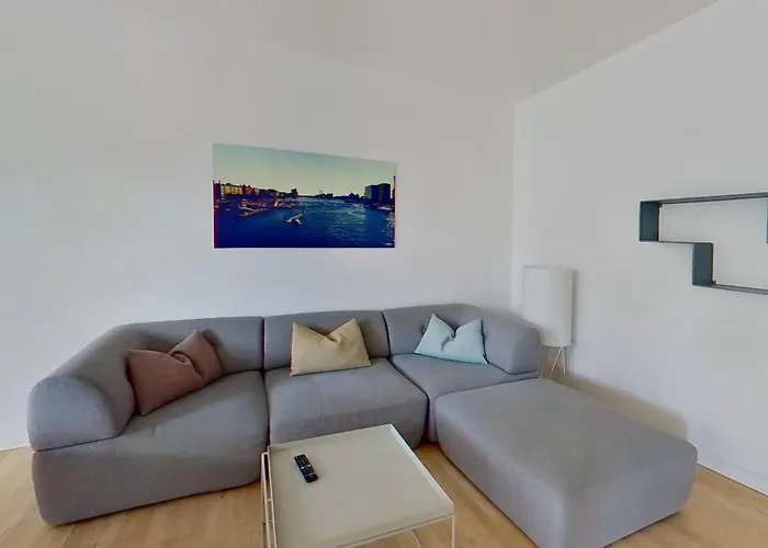 Beautiful 2-Bed In Frederiksberg C