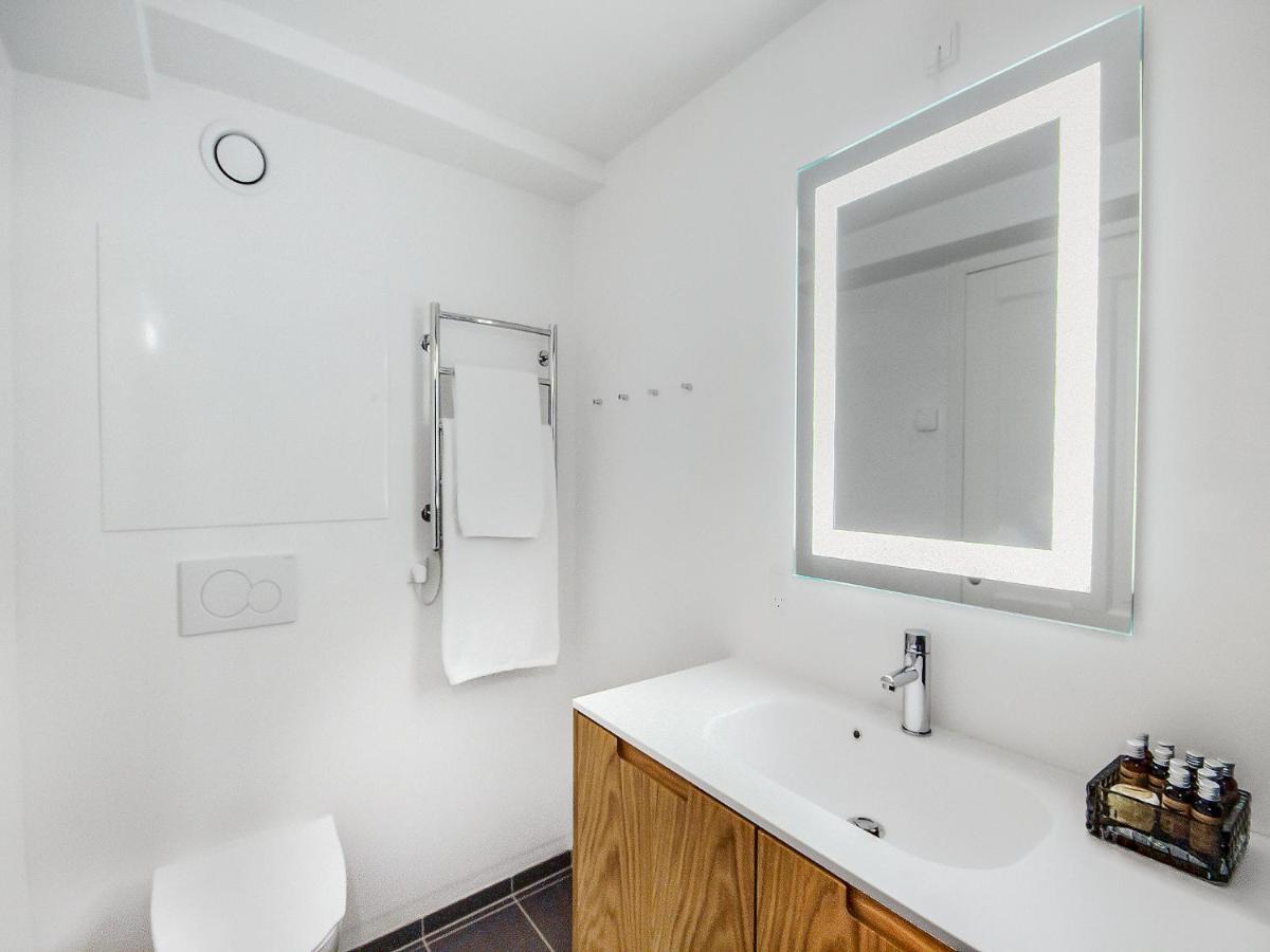 Sanders Regent - Endearing One-bedroom Near Square *