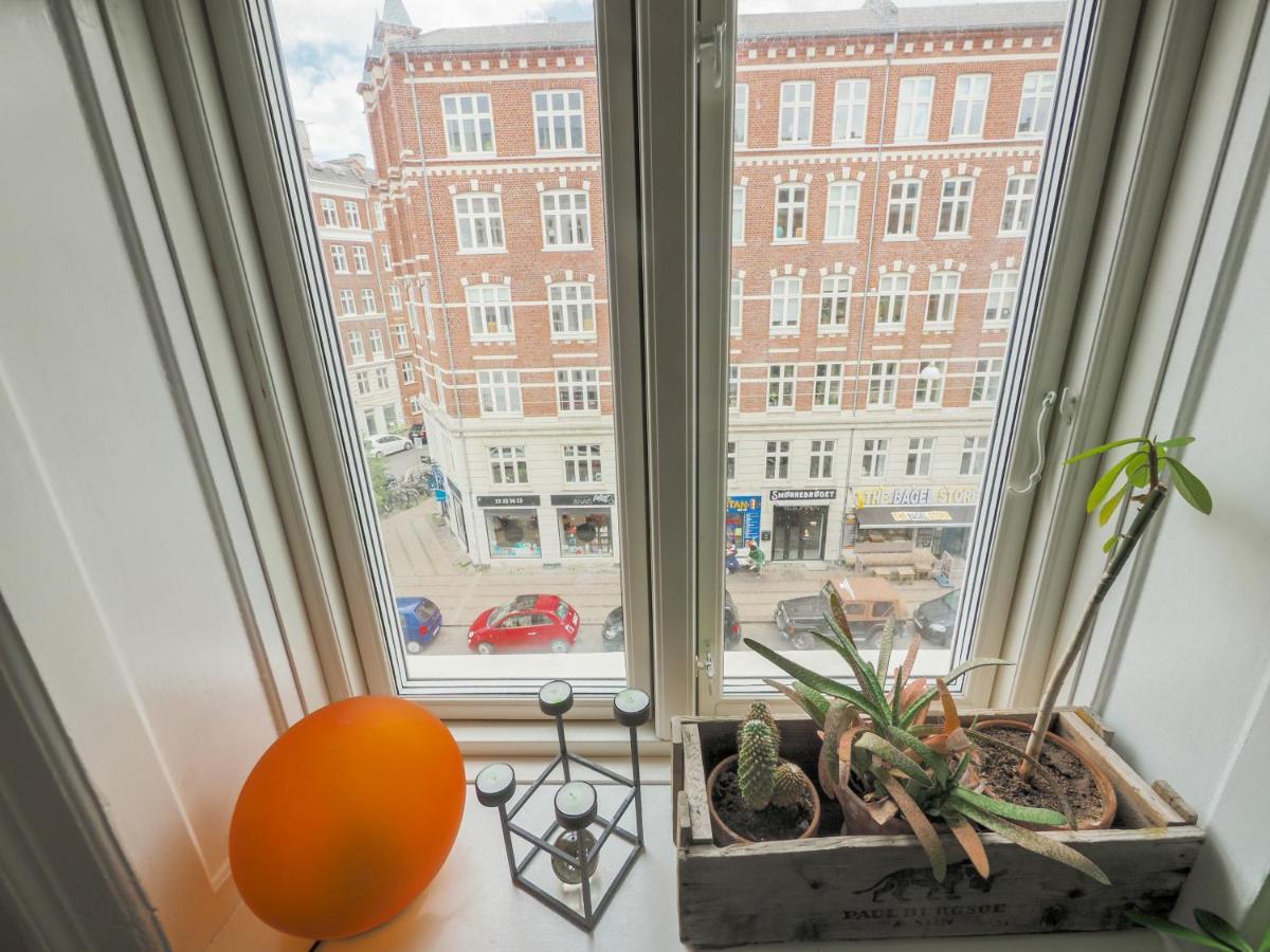 Authentic Danish In Trendy Vesterbro Apartment *