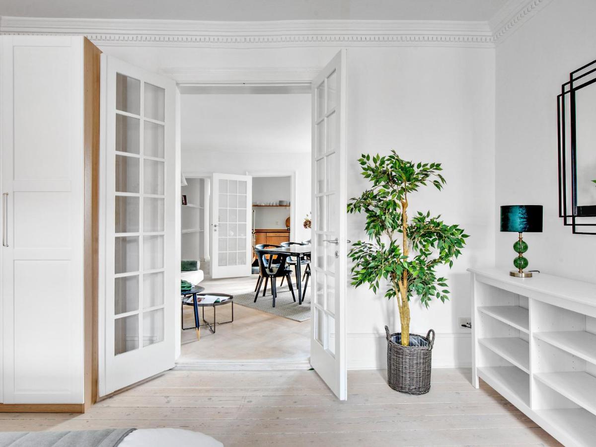 Sanders Stage - Endearing Three-bedroom Near Nyhavn Copenhagen