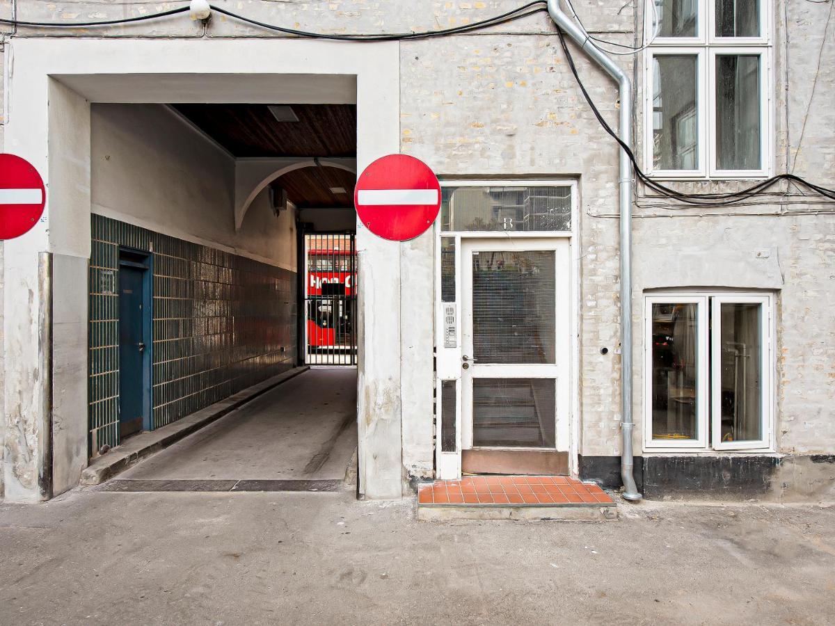 Sanders Stage - Endearing Three-bedroom Near Nyhavn Apartment Copenhagen