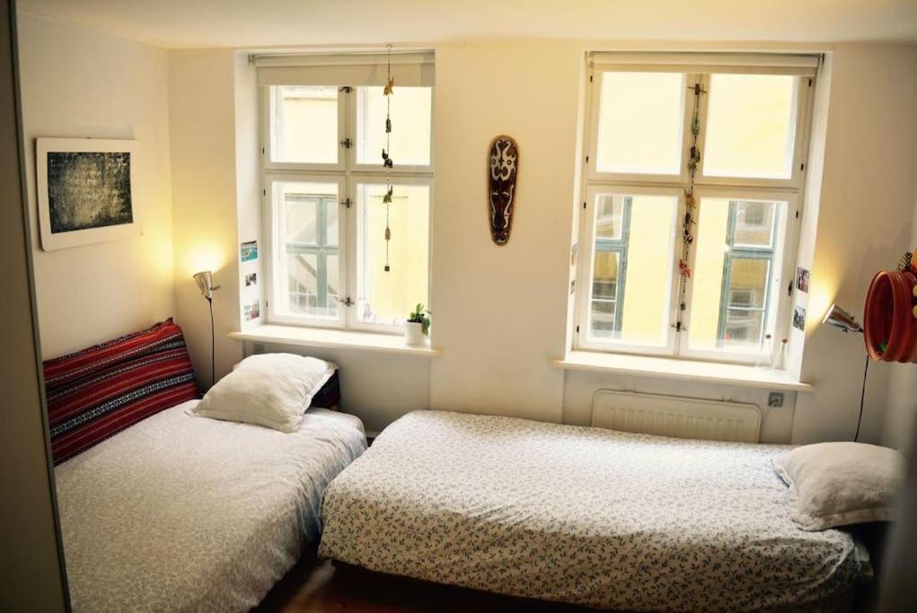 Apartment On Main Walking Street, Built In 1728! Copenhagen