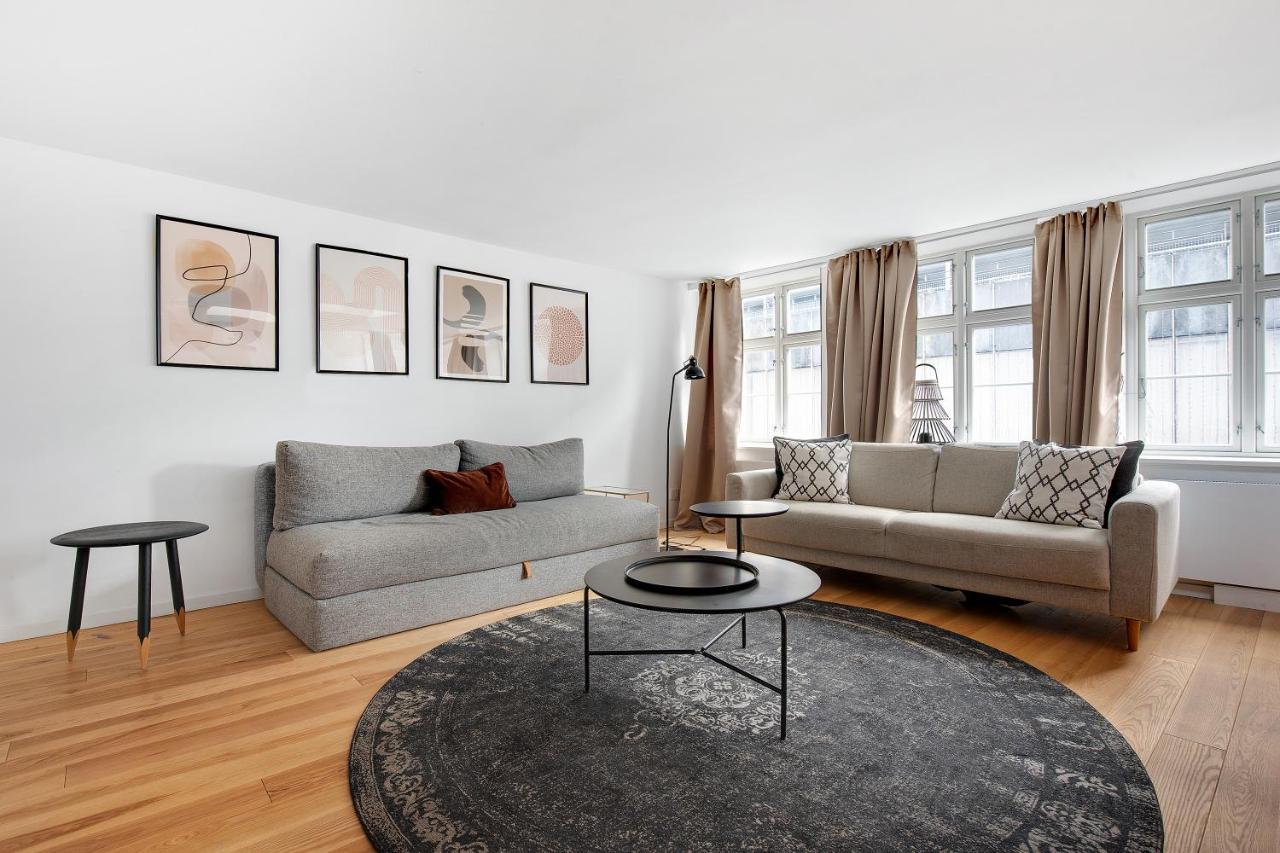 Sanders Regent - Treasured Three-bedroom Near Square Appartement