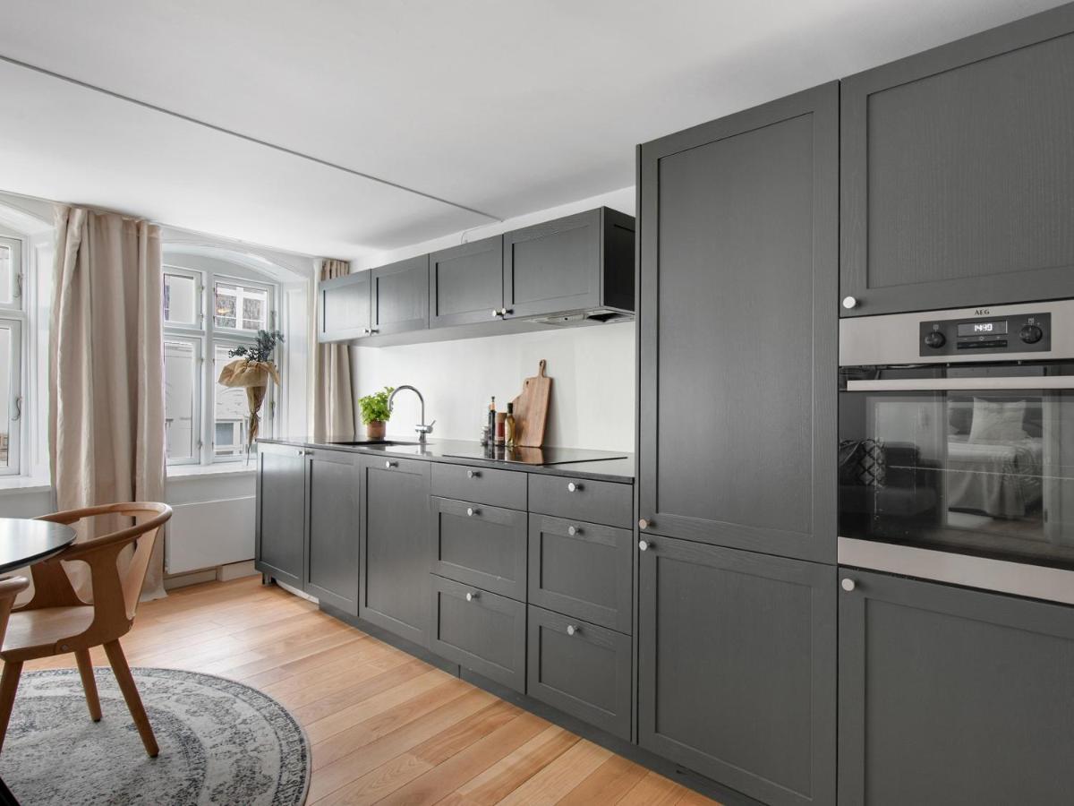 Sanders Regent - Endearing One-bedroom Near Square Apartamento