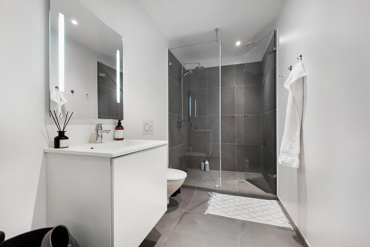 Apartment Aday - On Stroeget In Cph *