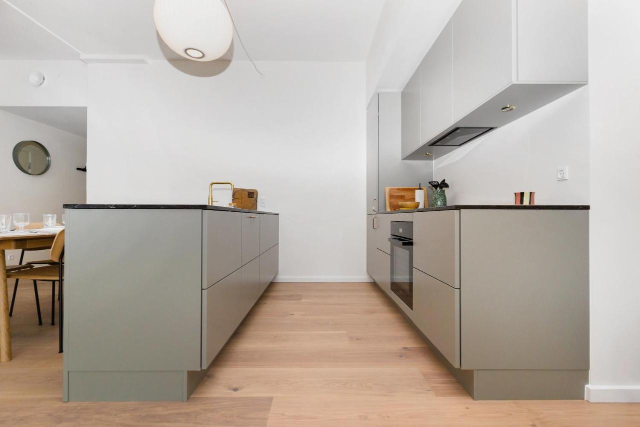 Apartment Udsigt Til 20.000.000 Dkk - M.plads Til 6 Personer Copenhagen
