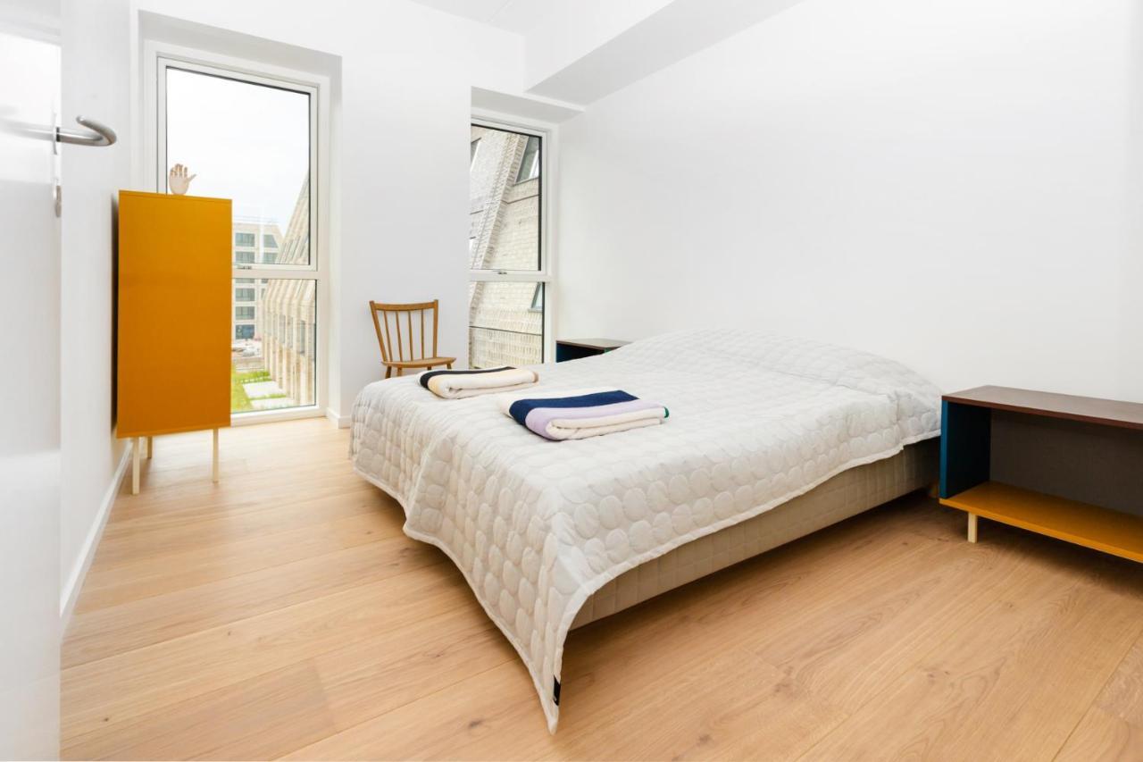 Apartment Udsigt Til 20.000.000 Dkk - M.plads Til 6 Personer *